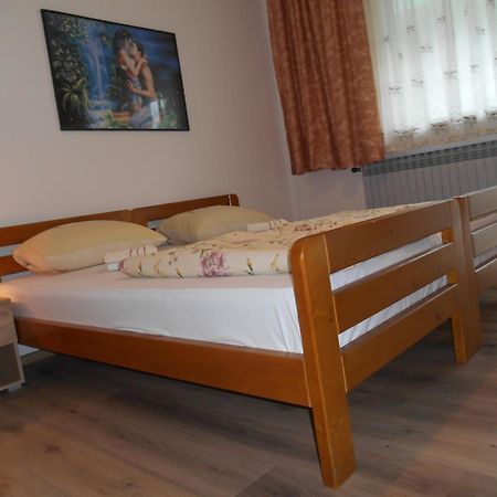 Motel Bavaria Фоча Екстер'єр фото