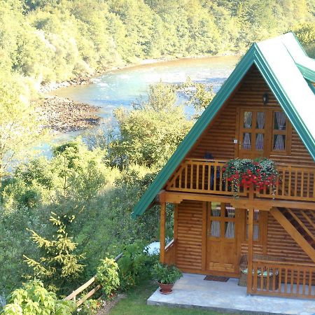 Motel Bavaria Фоча Екстер'єр фото