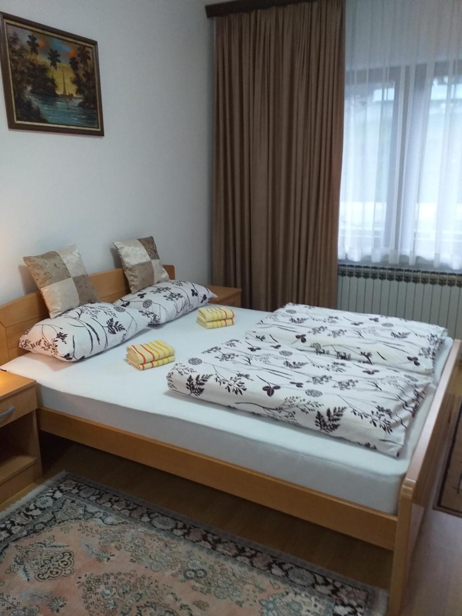 Motel Bavaria Фоча Екстер'єр фото